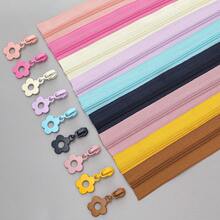 1 Set = 450cm/5 Yards Zipper + 10pcs Zipper Pulls, #3 Nylon Colorful Zippers With Matching Flower Zipper Pulls, 18 Color Options, Suitable For Clothing, Bedding, Bags, Pockets, Luggage, DIY Crafts Sewing - Multicolor - View 11