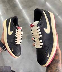 Nigel Sylvester X Air Jordan 1 Low OG 'Better With Time' Cream Black Muslin Varsity-Red Sneakers Men IB8958-001 - 彩色 - 查看 7