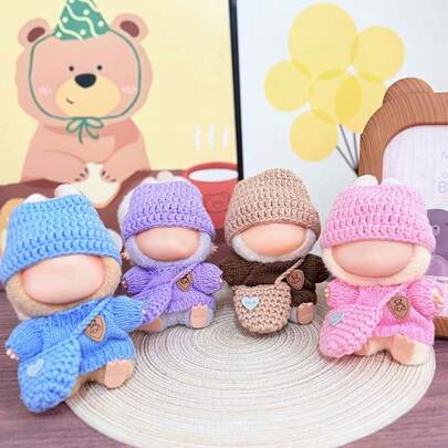 一套 6.69 英寸/17 厘米娃娃衣服，兼容 第一代、第二代和第三代娃娃；一套装饰品 - 时尚帽子、毛衣和单肩包套装，适合 6.69 英寸娃娃，可爱配件，可用于玩耍和展示（不含娃娃）。