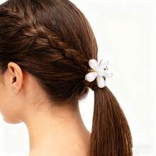Elegant Faux Pearl Flower Hair Clip - Non-Slip Duckbill Hairpins For Women And Girls - Fashionable Head Accessory - White - View 3
