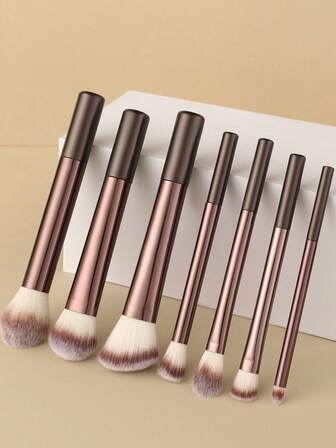 7 piezas Juego de brochas de maquillaje profesional, que incluye brocha para rubor, brocha para polvo, brocha para corrector, brocha para sombra de ojos, herramientas de maquillaje completas, excelente para viajes y regalos