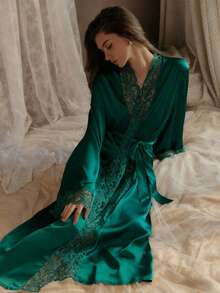 QING ROU 孔雀绿优雅缎面睡袍，柔软蕾丝饰边，喇叭长袖，丝滑舒适，配腰带，适合居家穿着。 - 軍綠色 - 查看 3