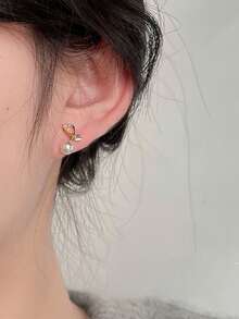 1 Pair Minimalist Criss-Cross Faux Pearl Stud Earrings, Stone Fashion Commuter Earrings For Women, Elegant