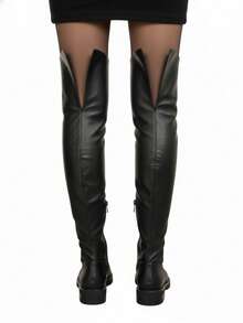 CLASSIC OVER-THE-KNEE BOOTS WITH INSIDE ZIP. WITH BACK OPENING.