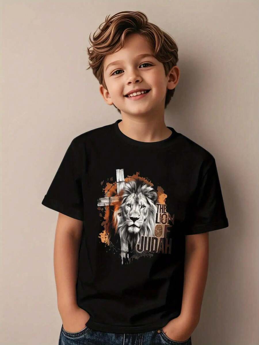 Boys' Christian Faith T-Shirt - Lion of Judah Graphic Tee with Cross & Lion of Judah Design, Heavyweight 220gsm Shirt for Church, Sunday School - Negro - Ver 1