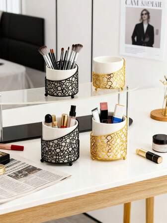 1 Piece Cosmetic Storage Cup, Ceramic & Metal Combination, Minimalist Luxury Style, Home Decoration & Storage Item, Suitable For Decoration And Storage In Home, Hotel, Restaurant, Living Room, Kitchen & Dining Area, Tabletop, Also An Excellent Gift Choice Including Back-To-School Gifts, Souvenirs, Holiday Gifts, Gifts For Friends And Family