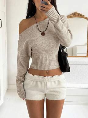 Sexy Off-Shoulder Knit Sweater, Comfortable & Elegant, Suitable For Dates, Casual Gatherings, And Travel In Autumn/Winter