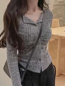 Cardigan Rajut Merrilee untuk Wanita, Pas Badan, Ramping, Menawan, Kerah Berkerut Asimetris, Sweater Pendek, Pakaian Dalam Musim Semi - Light Grey - View 2