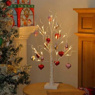 1 hjärtformad LED-granslampa för jul, dekorativ säsongsbetonad skrivbordslampa, batteridriven (AA-batterier ingår ej), plast, fjäderfri, perfekt för alla hjärtans dag-dekorationer och högtidsfester, idealisk födelsedagspresent