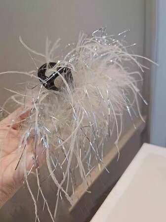 1 pieza Nuevo Clip de cabello con plumas y brillo para fiesta, clip de cabello grande con detalles de brillo plateado, herramienta elegante para peinados para boda, banquete, baile de graduación, accesorio de cabello elegante para moño estético y hermoso