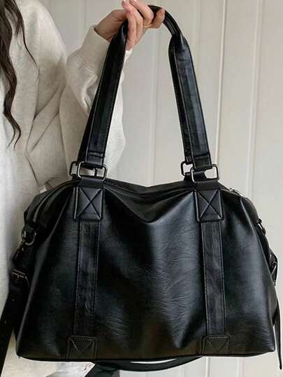 Bolso de mano grande de piel sintética suave en color negro | Estilo punk biker, gran capacidad, bolso de viaje y diario con correa de hombro ajustable, múltiples formas de llevar (de mano/hombro/cruzado) para mujer - ideal para trabajo, viajes, uso diario | Material de PU texturizado, costuras reforzadas, cierre con cremallera | Accesorio de moda otoño/invierno 2025 | Interior espacioso con bolsillos para portátil, teléfono, cosméticos y artículos esenciales