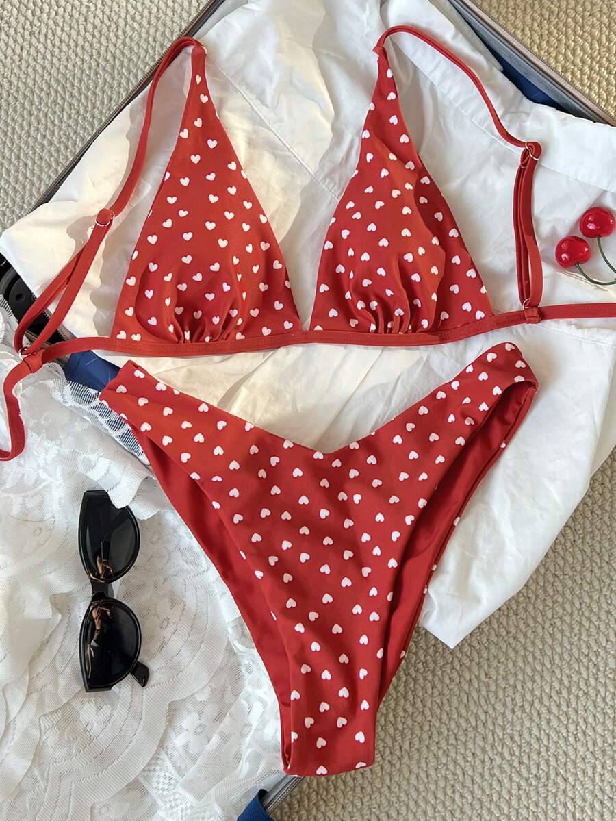 Bộ bikini nữ mới, kiểu dáng thường ngày, dễ thương, in hình trái tim màu đỏ, gồm áo và quần tam giác, thích hợp cho kỳ nghỉ biển. - Đỏ - Xem 1