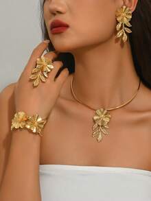 1 Set de 5 piezas Conjunto de joyería de metal con estampado floral bohemio de moda, adecuado para uso diario, playa, fiesta, banquete y festivales de música de mujeres - Dorado - Ver 4
