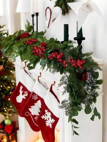 4/2 paquetes de ramas artificiales de bayas de Navidad, con bayas rojas artificiales, combinadas con espino y acebo rojo artificial. Adecuado para decoración de escenas, arreglos de jarrones, sala de estar, dormitorio, decoraciones de fiesta, adornos de mesa, decoraciones de habitación