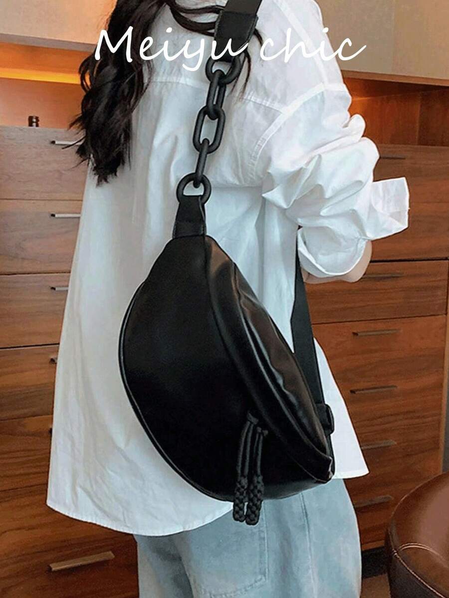 Fashionable Classic Large Capacity Casual Solid Color PU Waterproof Fabric, Paired With Characteristic Shoulder Straps, Edge Pocket Design, And Slanted Shoulder Chest Pockets, Is Very Suitable For Various Occasions Such As Travel, Sports, Shopping, And Going Out. - Black - View 1