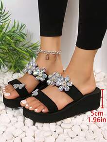 2025 Neue Damen Blumen Strass Plateau-Slipper, bequeme Plateausohle, geeignet für täglichen Weg zur Arbeit/Urlaub/Strand, koreanischer süßer & cooler Stil - Schwarz - Übersicht 4
