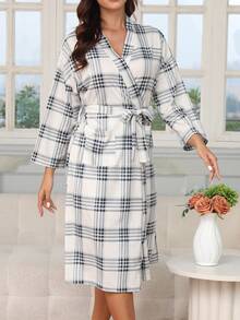 女士长款格子睡袍，休闲家居服 - 黑與白 - 查看 5