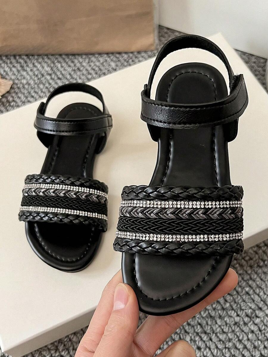 1 Pair Girls' Strap Hook And Loop Design Sandals, Round Toe Minimalist Yet Fashionable, Made Of High-Quality Leather Material, Suitable For Casual, Beach Wear - Black - View 1