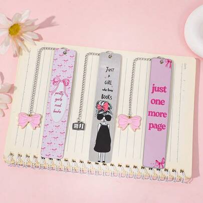可爱少女风不锈钢金属书签，饰有粉色蝴蝶结和卡通女孩图案，并印有爱书人士语录和装饰链吊坠，是送给女性读者、学生和书虫的理想礼物。
