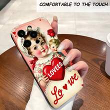 1PC Phone Case,  Vintage Girl Holding Heart , Stylish Phone Case, Phone Decoration, All-around Lens Protection, Creative Small Gift, Funny Gift for Boys and Girls - ブラック - チェックする 2