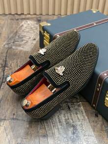 2025 New Loafer For Men Full Diamond Studs, Light Luxury Slip-On Metal Logo, Black Fashionable Banquet Business Casual Leather Shoes - 金色 - 查看 1