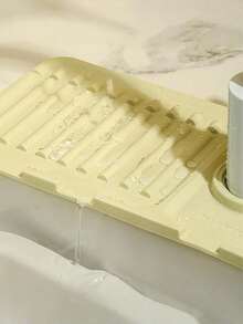 1pc Silicone Dish Drain Mat, Cut To Narrow Edges, Suitable For Washbasins, Kitchen Sinks, Drain Racks, Kitchen Utensils And Tableware. Soft Rubber Drain Mat, Heat-Resistant Silicone Tray, Kitchen Countertop Mat, Sink Mat, Multi-Functional Heat-Insulating Mat, Christmas-Style Holiday Gift. - Multicolor - View 7