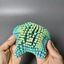 1个可活动关节海星工艺品，采用优质柔软材质，有效缓解压力，让您在办公室享受沉浸式减压体验，是圣诞节、节假日、送给家人、朋友、同事的理想礼物。 - 彩色 - 查看 5