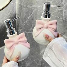 1pc Nordic Style Cute Bow Ceramic Refillable Shampoo/Body Wash Bottle, Bathroom Accessory, Soap Dispenser, Elegant Bathroom Decor, Holiday Gift, Birthday/Christmas/Thanksgiving/Mother's Day Gift For Boyfriend/Girlfriend, High-End Hotel Supply, Housewarming Gift, Back To School, Special Present - Multicolor - View 3