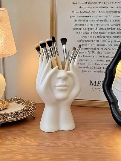 Creative Body Paint Makeup Brush Holder, Multi-Functional Pen Holder, Makeup Brush Organizer, Cosmetic Bag, Cosmetic Storage Box, Desktop Makeup Brush Holder, Room Decor Storage Container, Cosmetic Storage Box, Makeup Room Decor,Makeup Bag,Travel Essential