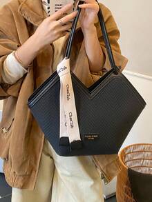 Nueva bolsa de hombro tipo tote de gran capacidad con diseño de bloques de color, diseño acanalado y doble asa, adecuada para viajes, compras y uso diario, decorada con un patrón de pañuelo, elegante cartera de mujer, cartera para uso diario en el trabajo