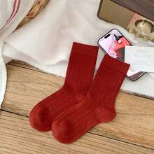 2 Pairs Of Cute And Simple Mid Length Socks For Autumn And Winter, Warm Mid Length Socks For Autumn And Winter, Red Socks For Women's Festive New Year, And Big Red Socks - 條紋 - 查看 7
