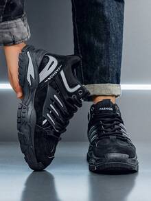 Black Sneakers, Men's Casual Sneakers, New Fashionable Sneakers, Comfortable, Versatile Thick-Soled Heightening Sneakers Mid Top Lace Up Men's Hiking Shoes - Black - View 3