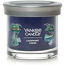 Yankee Candle - Vela perfumada de pilar mediano con hasta 115 horas de combustión, mezcla de cera de plantas premium para quemaduras constantes, vela de pilar de 14 onzas con fragancia de relleno de(Lodge frente al lago Signature Small Tumbler) - Multicolor - Ver 4