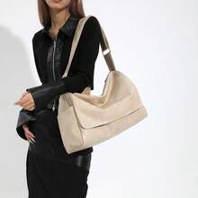 Retro Leather Crossbody Bag, Large Capacity Shoulder Bag, SolidColor Tote Bag For Women(Please Place In A Ventilated Place For 1-3 Days To Dissipate The Material Odor) - 綠色 - 查看 3