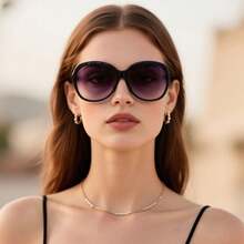 1 Pair Oval Retro Fashion Sunglasses, Unisex Vintage Round Minimalist Casual Sunglasses - Black - View 4