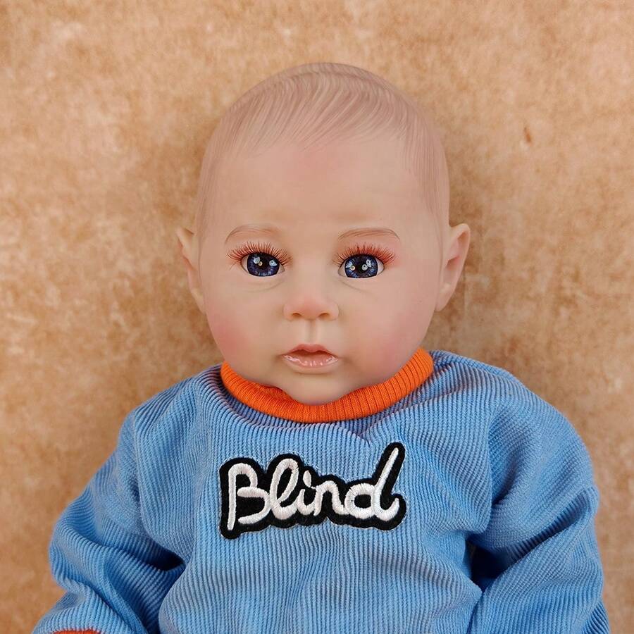 Boneca Reborn realista, lavável e totalmente em vinil, 46 cm. Linda e charmosa, perfeita para brincar e como brinquedo de companhia. Uma peça decorativa requintada e um presente ideal.