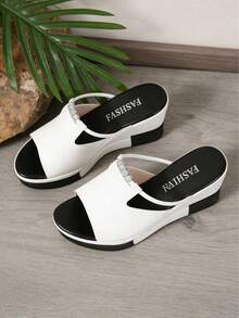 Fashionable Summer 2025 White Open-Toe Wedge Slingback Sandals, Comfortable Thick Sole For Long Wear, Stylish Leg Slimming Effect, Ideal Pairing For Shorts, Floral Dresses & Straw Hats Versatile 2025 White Leather Peep-Toe Slingback Platform Wedges, Discreet 5cm Height Boost With Cushioned Sole, Easy-Clean Black-White Contrast For Daily Commute & Lazy Vacays New Arrival 2025 White Fish Mouth Thick Sole Wedge Sandals, Slingback Design For Stable Comfort Walking, Sexy Leg Elongating Style, Perfect For Shopping Dates & Office Outfits Elegant White Open-Toe Chunky Heel Slingback Sandals 2025, 8.5cm Wedge Platform For Effortless Height Increase, Versatile Match With Dresses & Jeans, Wear-Resistant Summer Essential 2025 Summer Fashion White Peep-Toe Slingback Wedge Sandals, Thick Sole Comfort Leg Lengthening, Non-Slip Durable Leather For Casual Commuting & Beach Vacations - 白211 - 查看 7