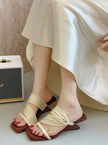 2026 New Summer French Retro Strap Asymmetric Heel Sandals, High Heel Slides To Pair With Dresses - White - View 4