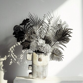 1 set/5 st. Icy Silver & Black Holiday Centerpiece, Stort konstgjort blomsterarrangemang för jul, nyår, vinterbröllop och modern glamourös heminredning