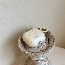 适用于 Pro第一代/第二代/第三代/第四代蓝牙耳机的可爱波点保护套（1个），适合秋冬季使用。 - 杏色 - 查看 4