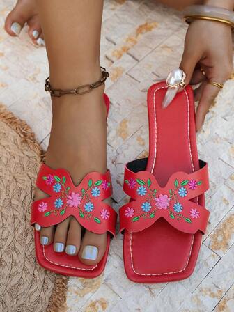Sommarbroderade blommiga sandaler - Damsandaler med öppen tå, platta sandaler med öppen tå, avslappnade utomhusskor för strand och fest, bekväm design med fyrkantig tå, modern korsrem, perfekt för pool-, resort- och tropiska semestrar