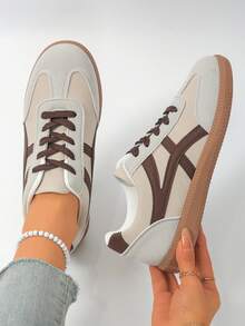 1双青少年运动鞋，新款春秋季时尚软底防滑女童训练鞋，男童休闲运动鞋，学生跑步鞋 - 米色 - 查看 1