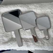 Espelho de Maquiagem Portátil Redondo/Quadrado com Cabo Cromado (1 unidade) - Design Criativo e Brilhante - Ideal para Presentear Amigos, Decorar Quartos, Formaturas e Festas - Prata - Ver 1