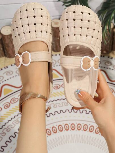 (Suggest Ordering One Size Up) Women's Slip-On Sandals, Summer Closed Toe Flat Plastic Slides, Soft Bottom Protective Casual Slippers, Cute For Women And Students, Suitable For Home, Bathroom