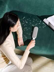 1pc,Clothing Hair Remover, Dust And Hair Removal, With Shrink Storage Box, Household Pet Hair Electrostatic Brush, Hair Removal Brush - Light Grey - View 7