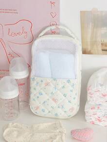 1个可爱图案印花绗缝多功能收纳袋尿布整理袋，可用于收纳尿布和衣物，可放入妈妈包中用于旅行收纳，包括毛巾、围兜、衣物、袜子、内衣、尿布等。小型衣物收纳袋，设有独立隔层可存放脏衣服，是妈妈和宝宝旅行的理想之选。旅行必备，邮轮旅行必备，度假必备，妈妈礼物，伴娘礼物。 - 彩色 - 查看 12