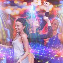 DJ Disco Bühnenbeleuchtung, LED Sound aktivierte RGB blinkende Lichtprojektion, ausgestattet mit Fernbedienung, geeignet für Weihnachten, Halloween Dekorationen, Bars, KTVs, Restaurants, Hochzeiten, Geburtstagsgeschenke, Tanzparty Geschenke