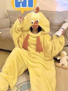 Winter Women's Chick One-Piece Hooded Velvet Bathrobe Pajamas Home Clothes, Warm Velvet Coral Fleece, Funny Cartoon Animal One-Piece Pajamas, Soft Polyester Fiber, Simple Pajamas, Comfortable To Wear, Breathable Fabric, Suitable For Winter, Warm, Halloween Gifts, Theme Parties, Pajama Parties Bathroom Decor - Yellow - View 9