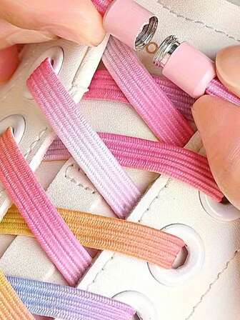 1双弹力系带鞋，金属扣闭合，无需系带设计，透气鞋面和耐磨鞋底，休闲、运动、篮球鞋，多功能鞋，时尚鞋款设计，舒适贴合