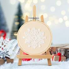 6Pcs DIY Embroidery Pendant Kit For Beginners, Making Your Own White Snowflakes Needlepoint Kit With Pattern Instruction Embroidery Hoop Threads Needles Needle Threader Ropes And Ribbon For Manual Teaching Supplies New Year Gift